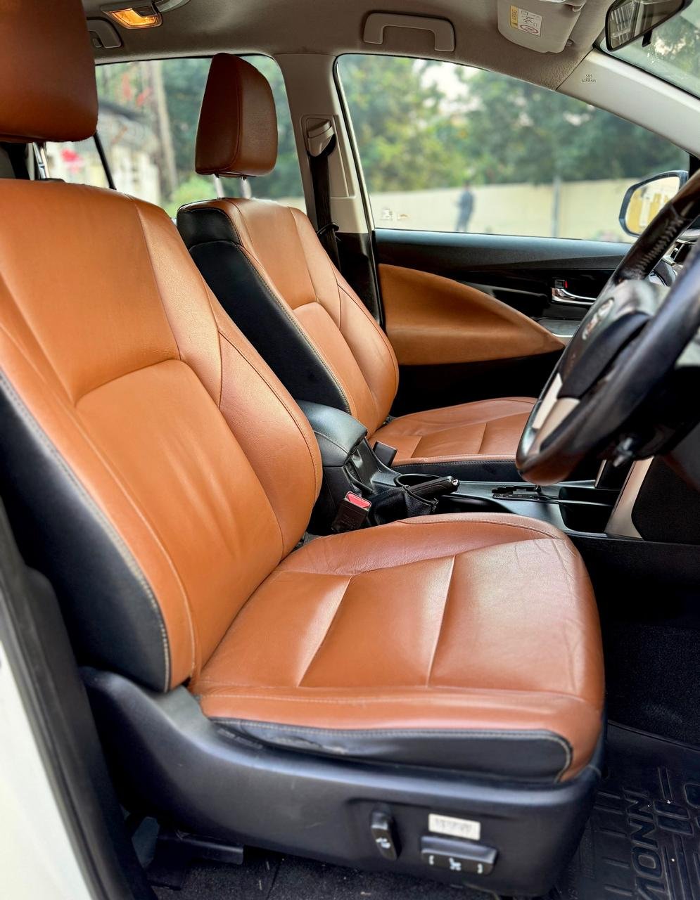 Innova Crysta 2.8 Z Auto 